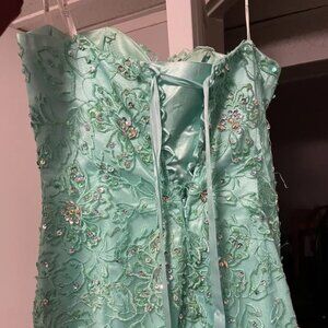 prom dress (green)